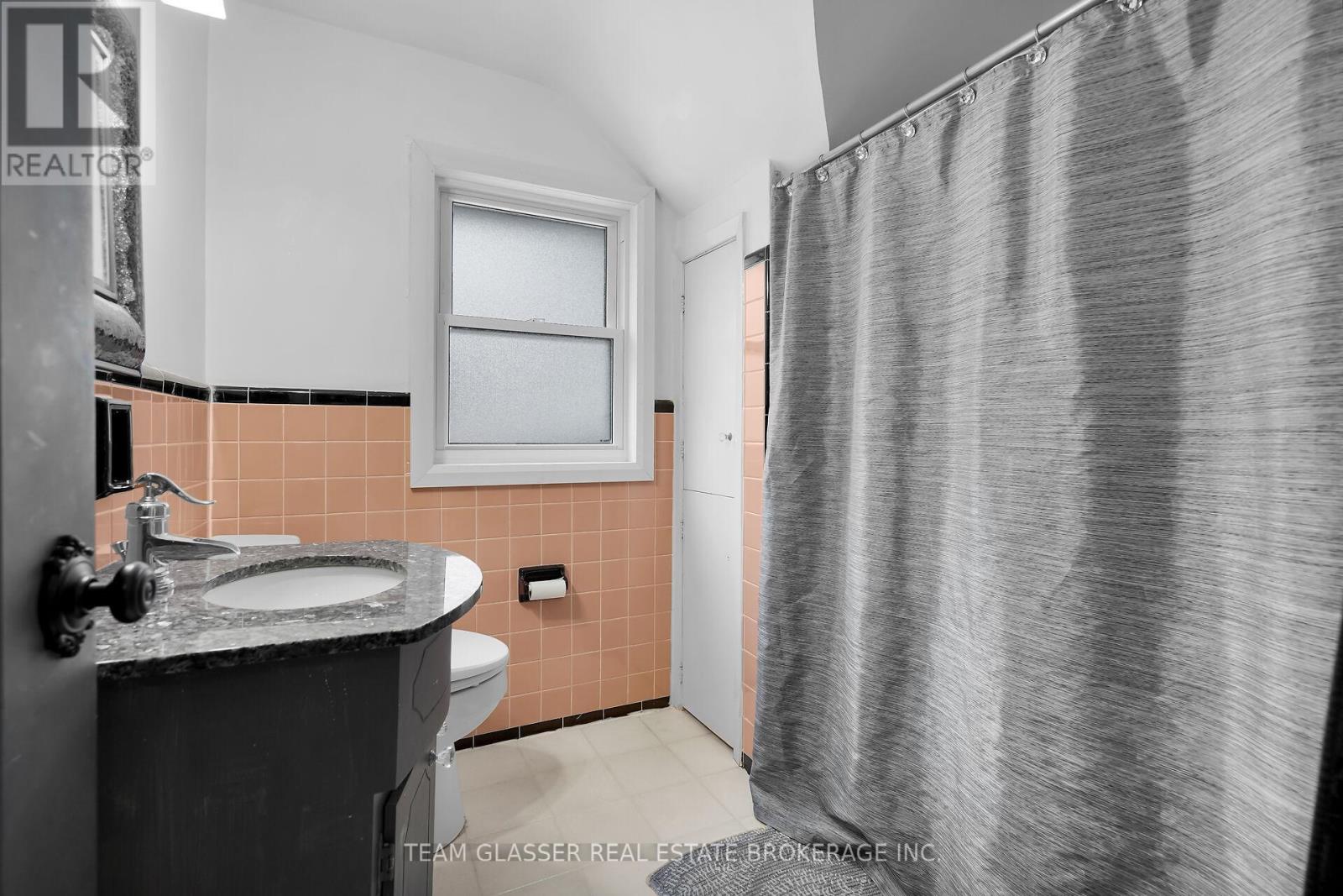 426 Pinetree Drive, London North, Ontario  N6H 3M8 - Photo 17 - X12590696