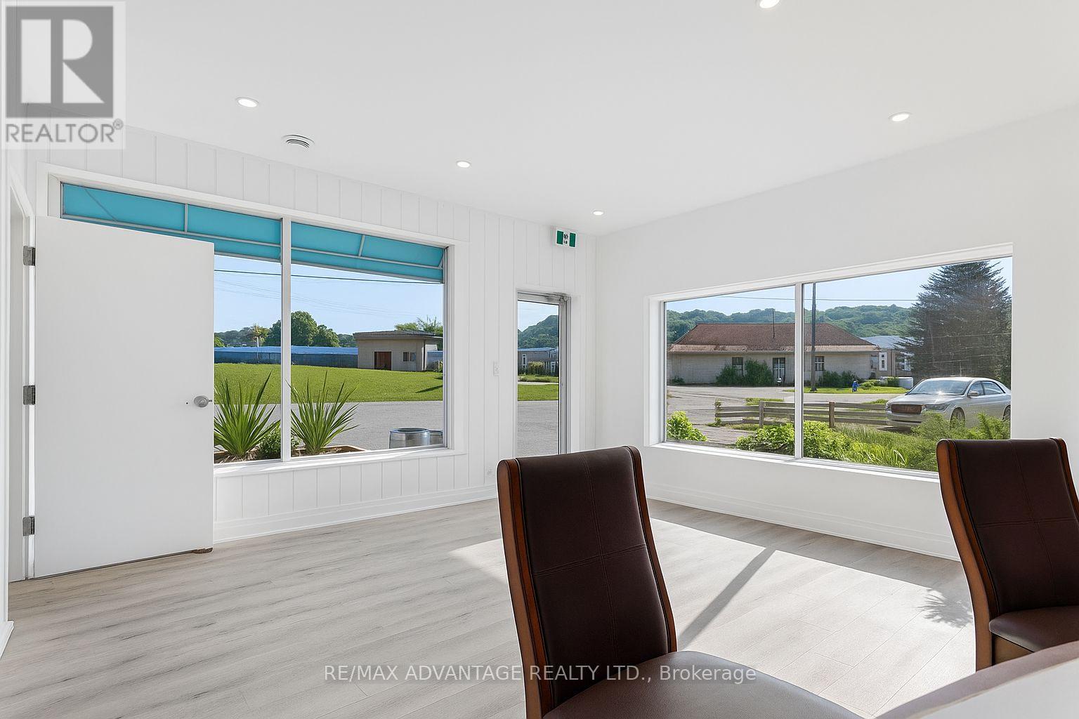 204 Carlow Road, Central Elgin, Ontario  N5L 1C5 - Photo 10 - X12590798