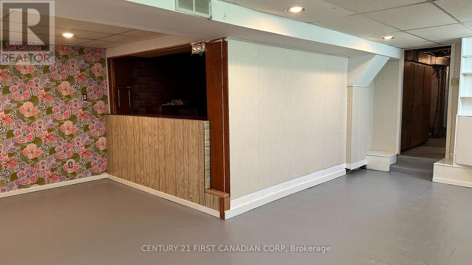 Main - 116 Adelaide Street N, London East, Ontario  N6B 3G8 - Photo 11 - X12590850