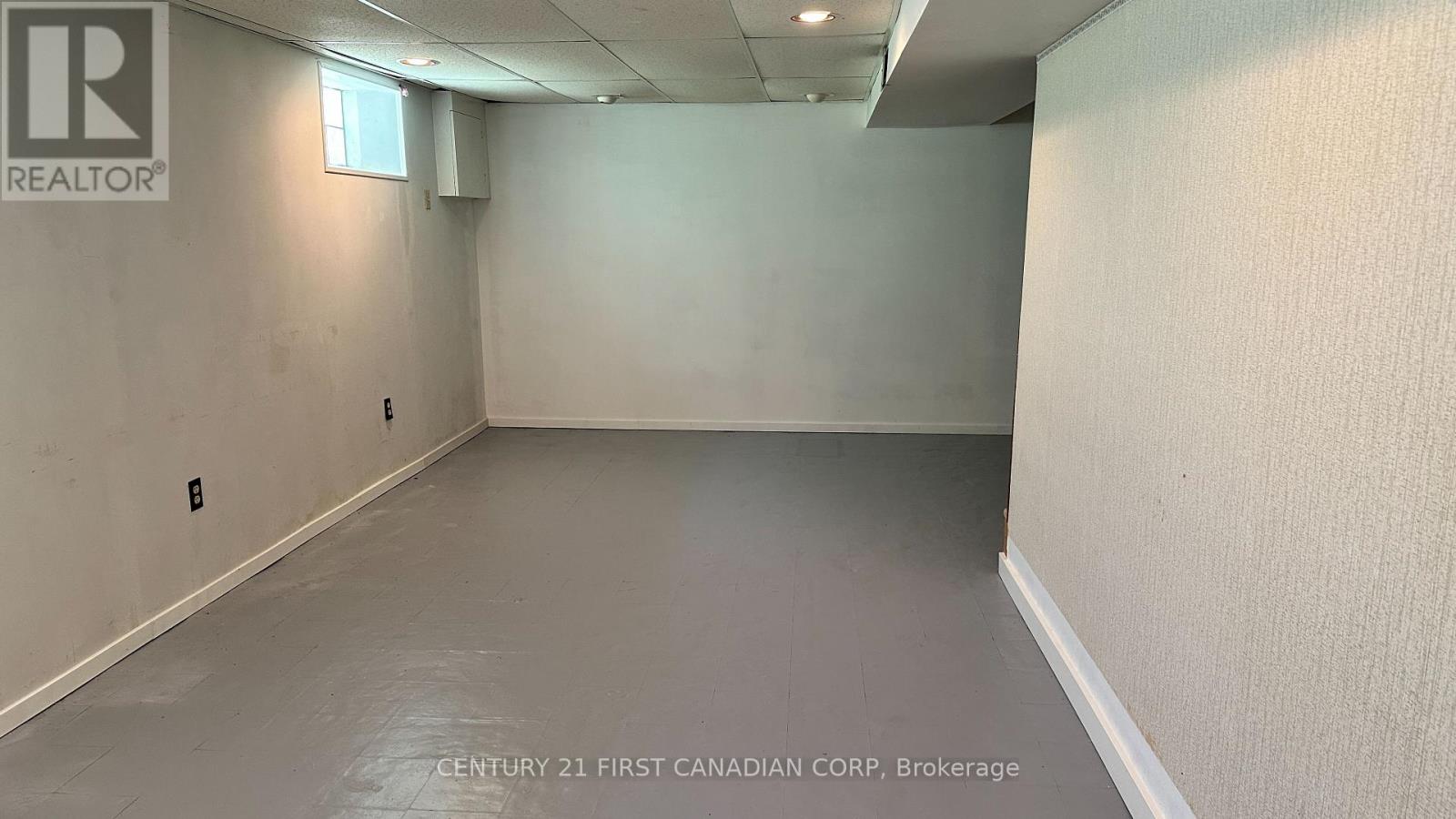 Main - 116 Adelaide Street N, London East, Ontario  N6B 3G8 - Photo 12 - X12590850