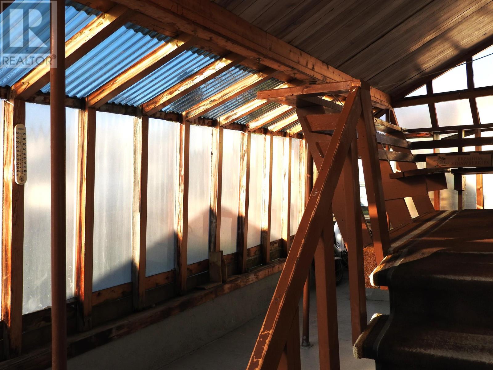 17 Penfold St, Thunder Bay, Ontario  P7A 3J6 - Photo 25 - TB253537