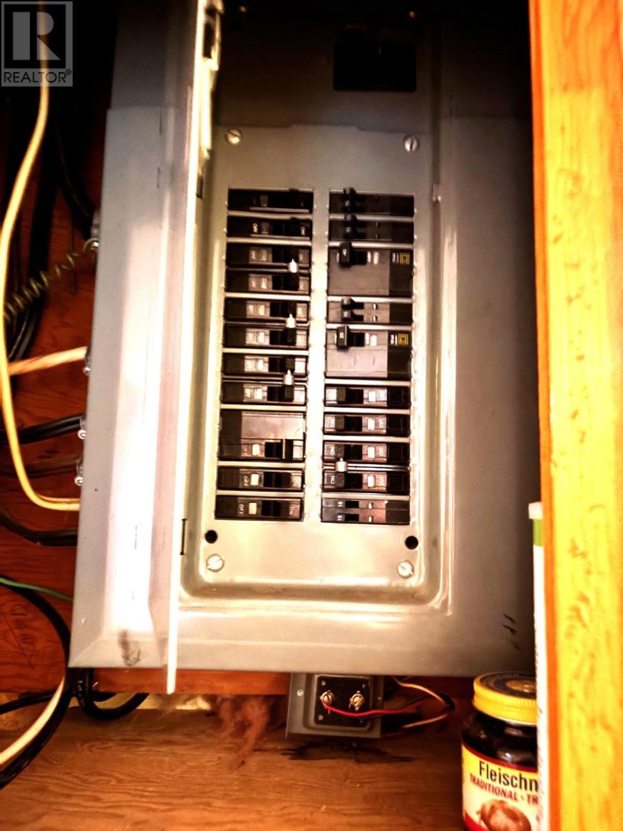 17 Penfold St, Thunder Bay, Ontario  P7A 3J6 - Photo 29 - TB253537