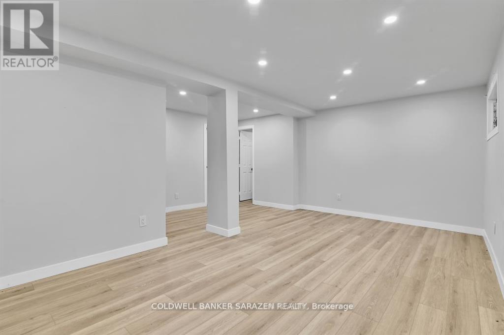 54 Greenboro Crescent, Ottawa, Ontario  K1T 1W5 - Photo 12 - X12590818