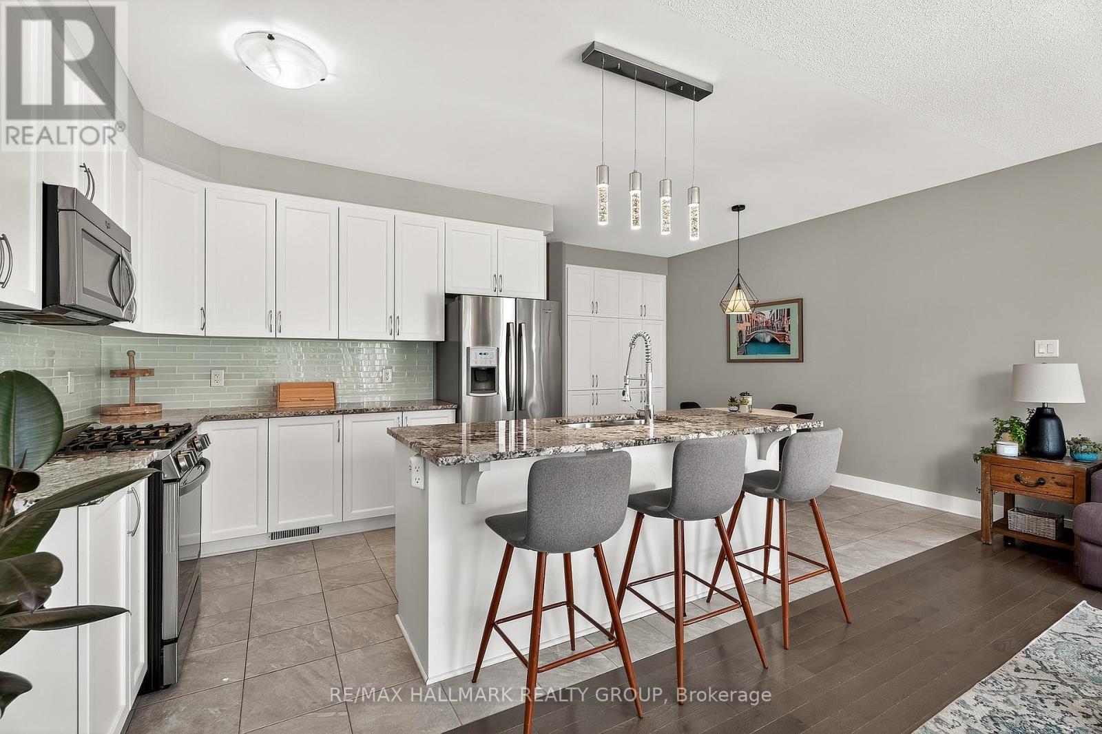 332 Gracewood Crescent, Ottawa, Ontario  K1T 0J7 - Photo 19 - X12590844