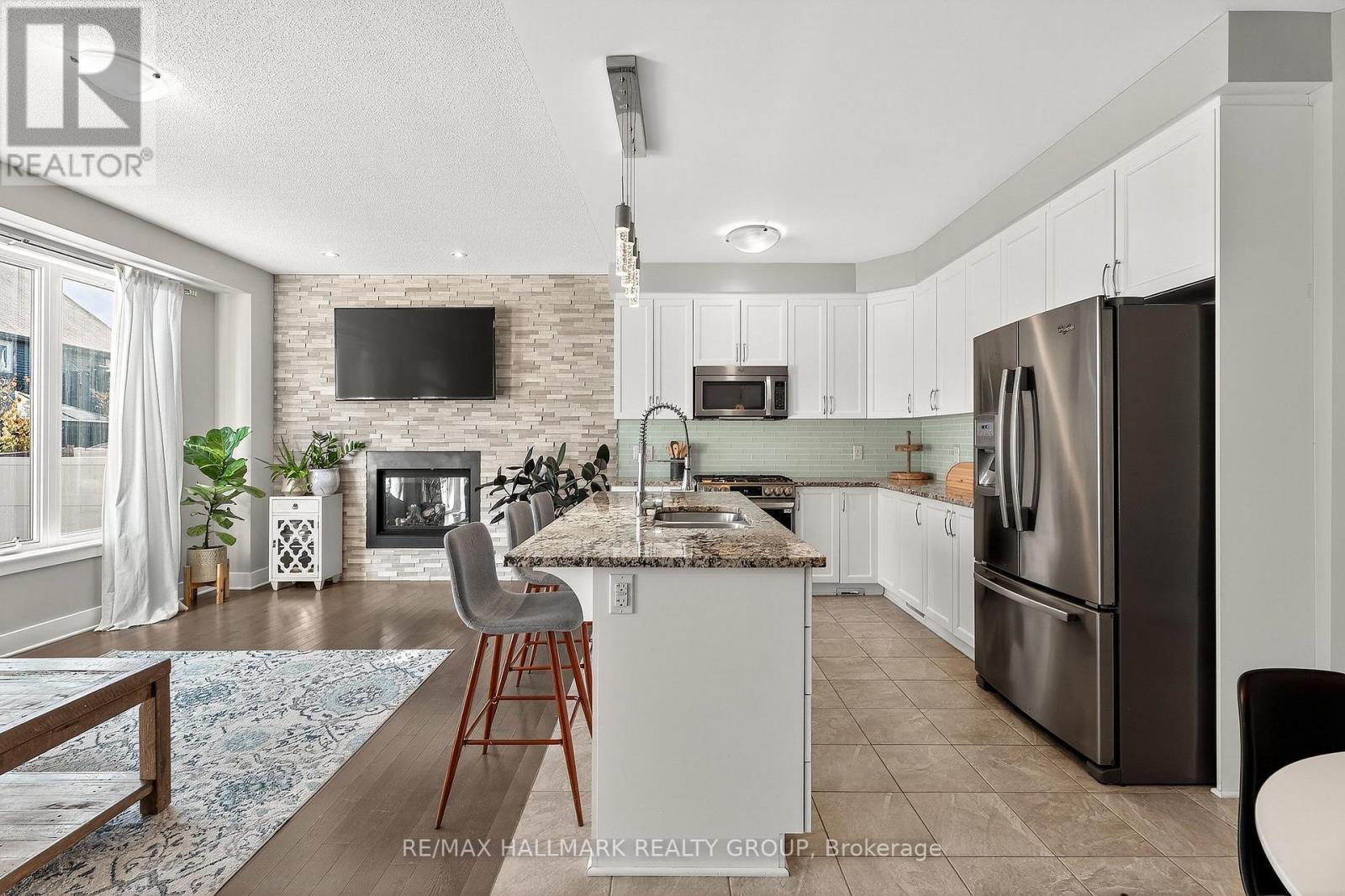 332 Gracewood Crescent, Ottawa, Ontario  K1T 0J7 - Photo 21 - X12590844