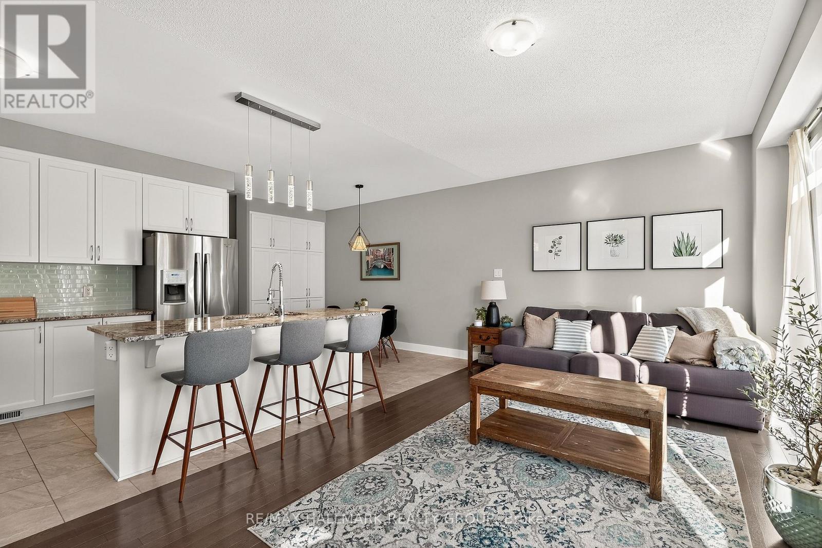 332 Gracewood Crescent, Ottawa, Ontario  K1T 0J7 - Photo 23 - X12590844