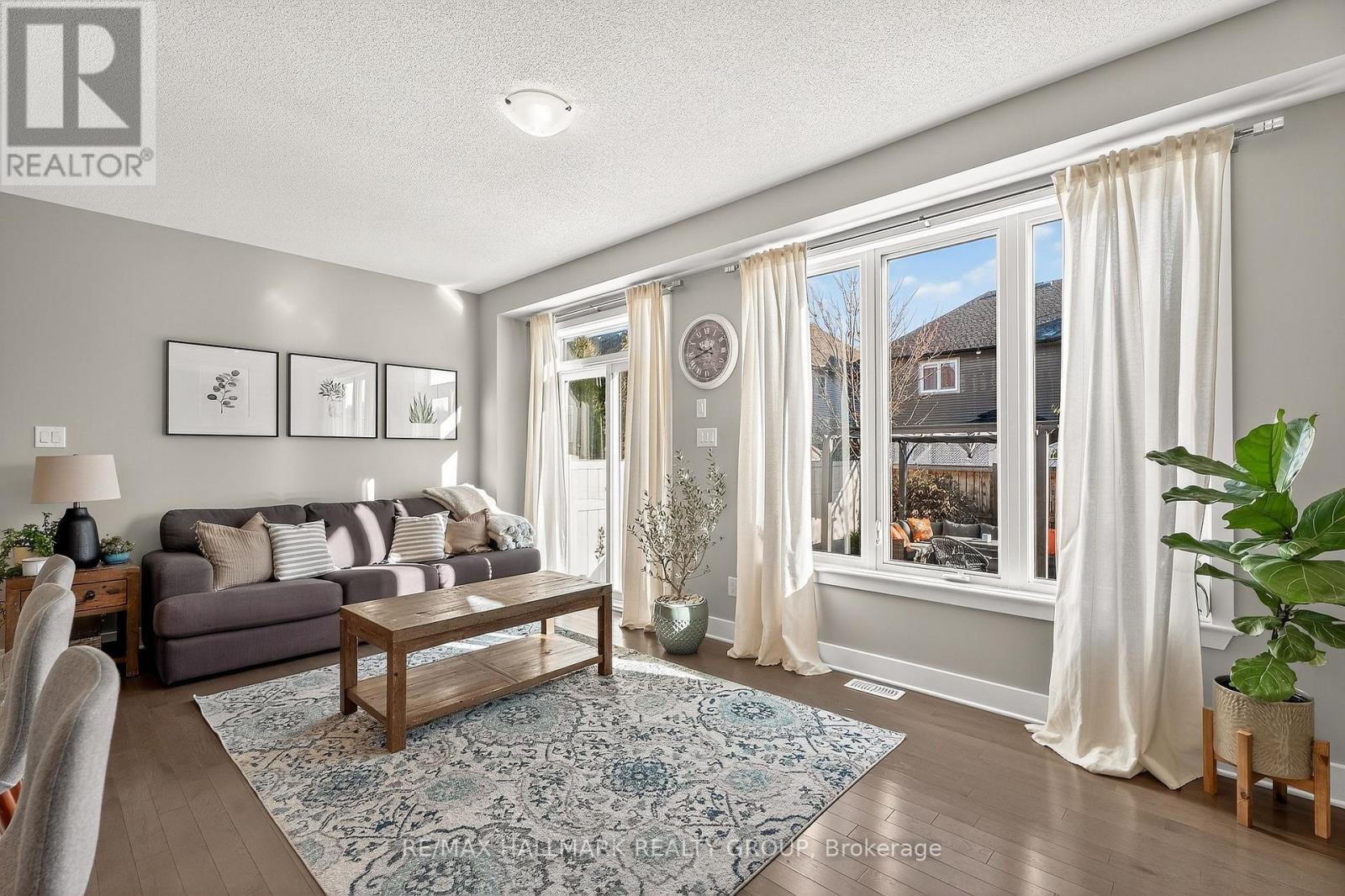 332 Gracewood Crescent, Ottawa, Ontario  K1T 0J7 - Photo 26 - X12590844