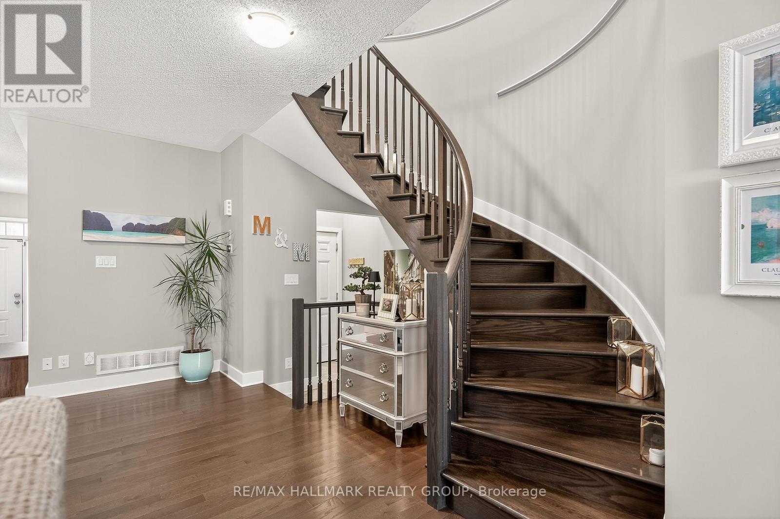 332 Gracewood Crescent, Ottawa, Ontario  K1T 0J7 - Photo 28 - X12590844