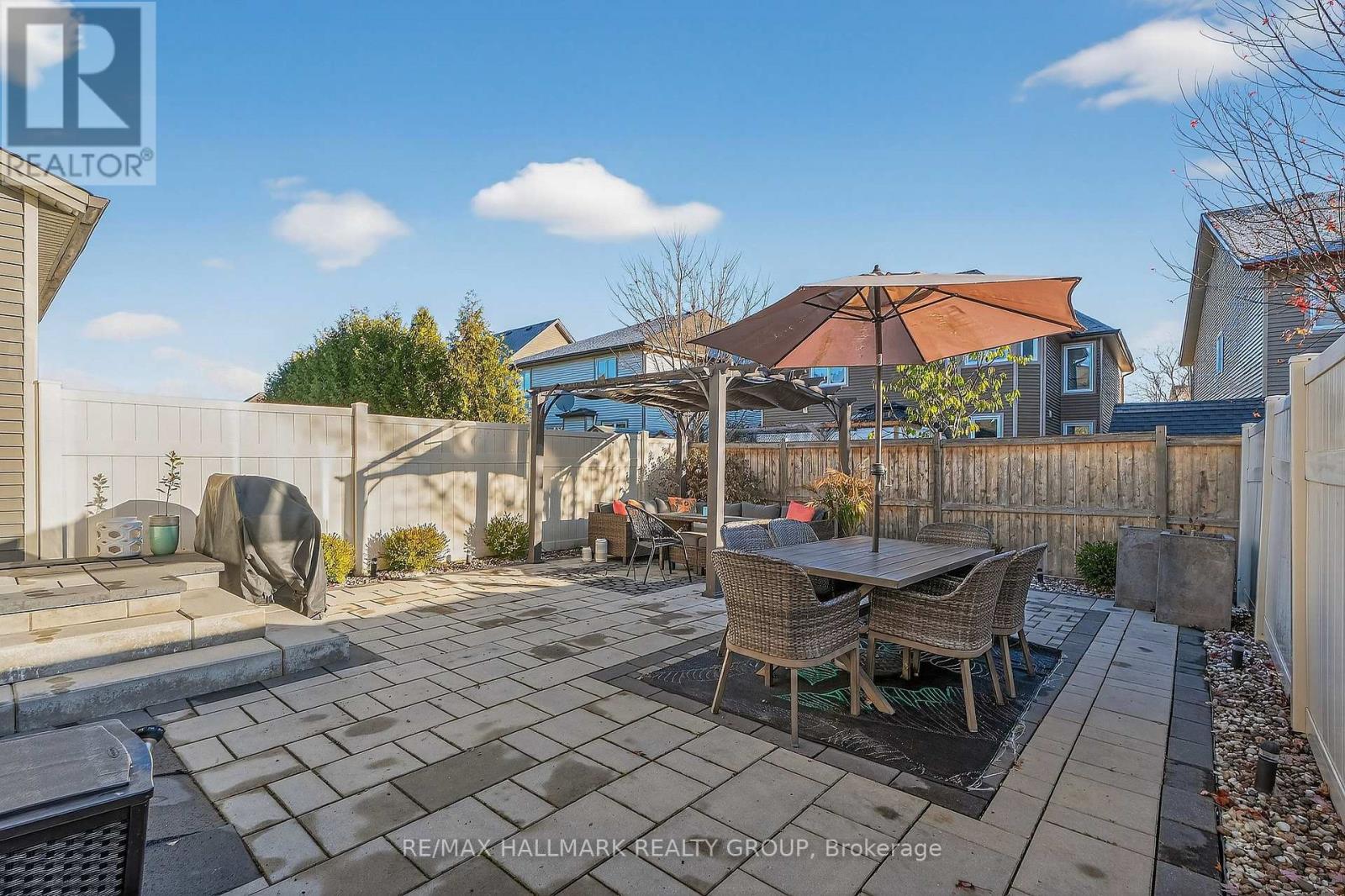 332 Gracewood Crescent, Ottawa, Ontario  K1T 0J7 - Photo 45 - X12590844