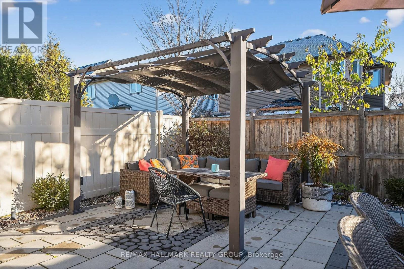 332 Gracewood Crescent, Ottawa, Ontario  K1T 0J7 - Photo 49 - X12590844