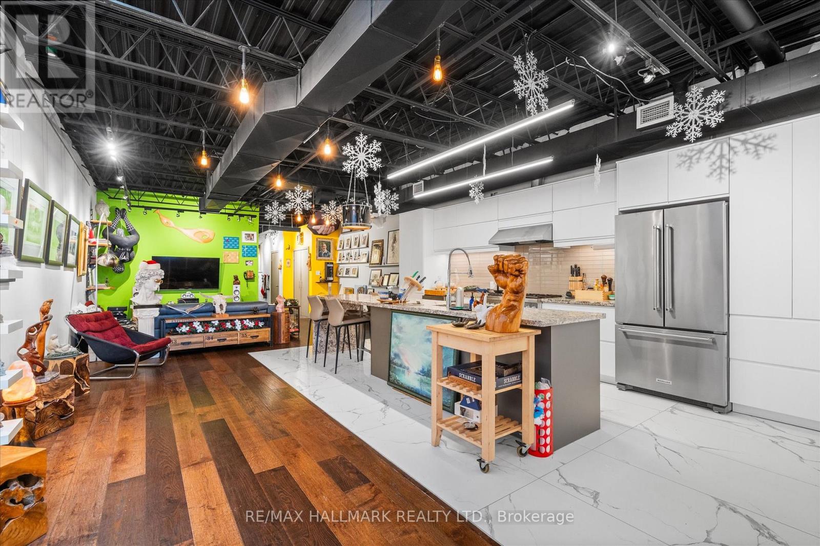 2400 St. Clair Avenue W, Toronto, Ontario  M6N 1L1 - Photo 13 - W12590550