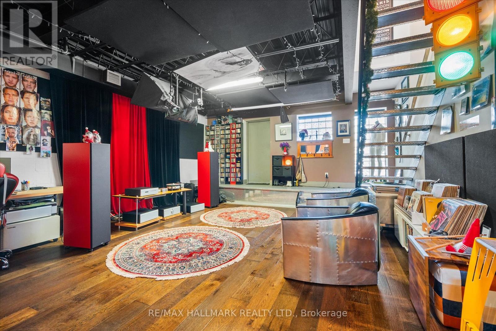 2400 St. Clair Avenue W, Toronto, Ontario  M6N 1L1 - Photo 21 - W12590550