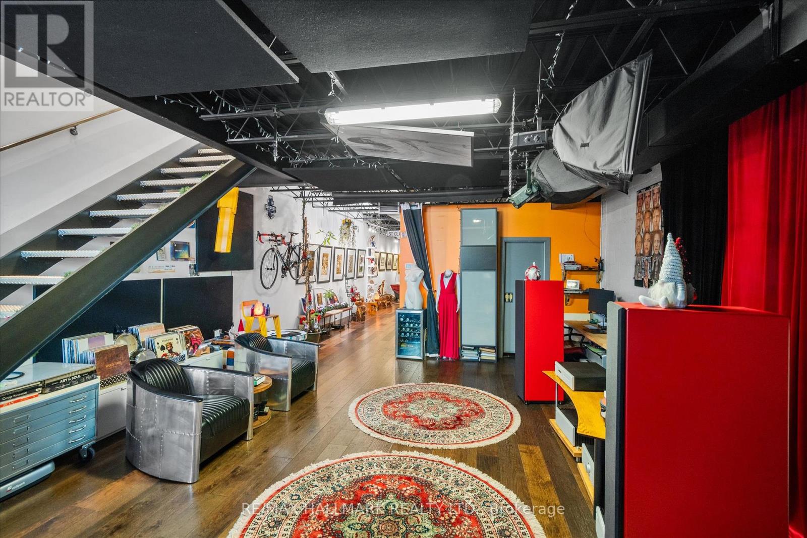 2400 St. Clair Avenue W, Toronto, Ontario  M6N 1L1 - Photo 23 - W12590550