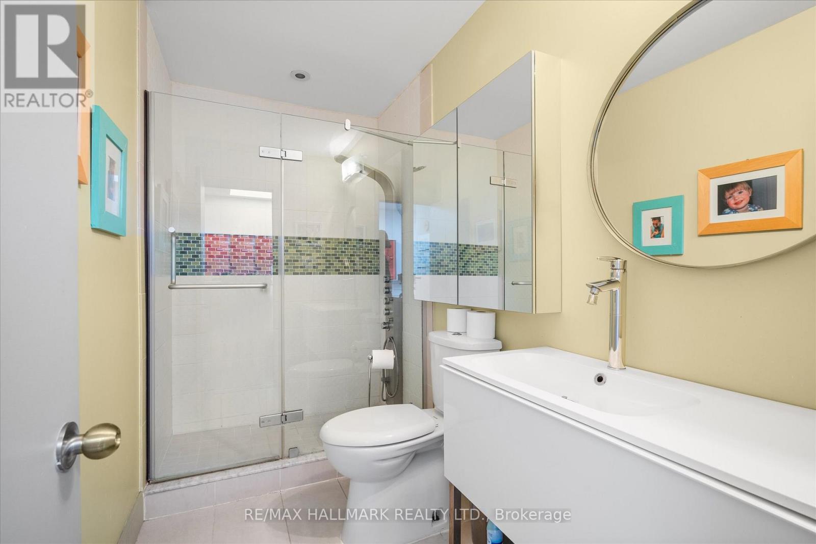 2400 St. Clair Avenue W, Toronto, Ontario  M6N 1L1 - Photo 39 - W12590550