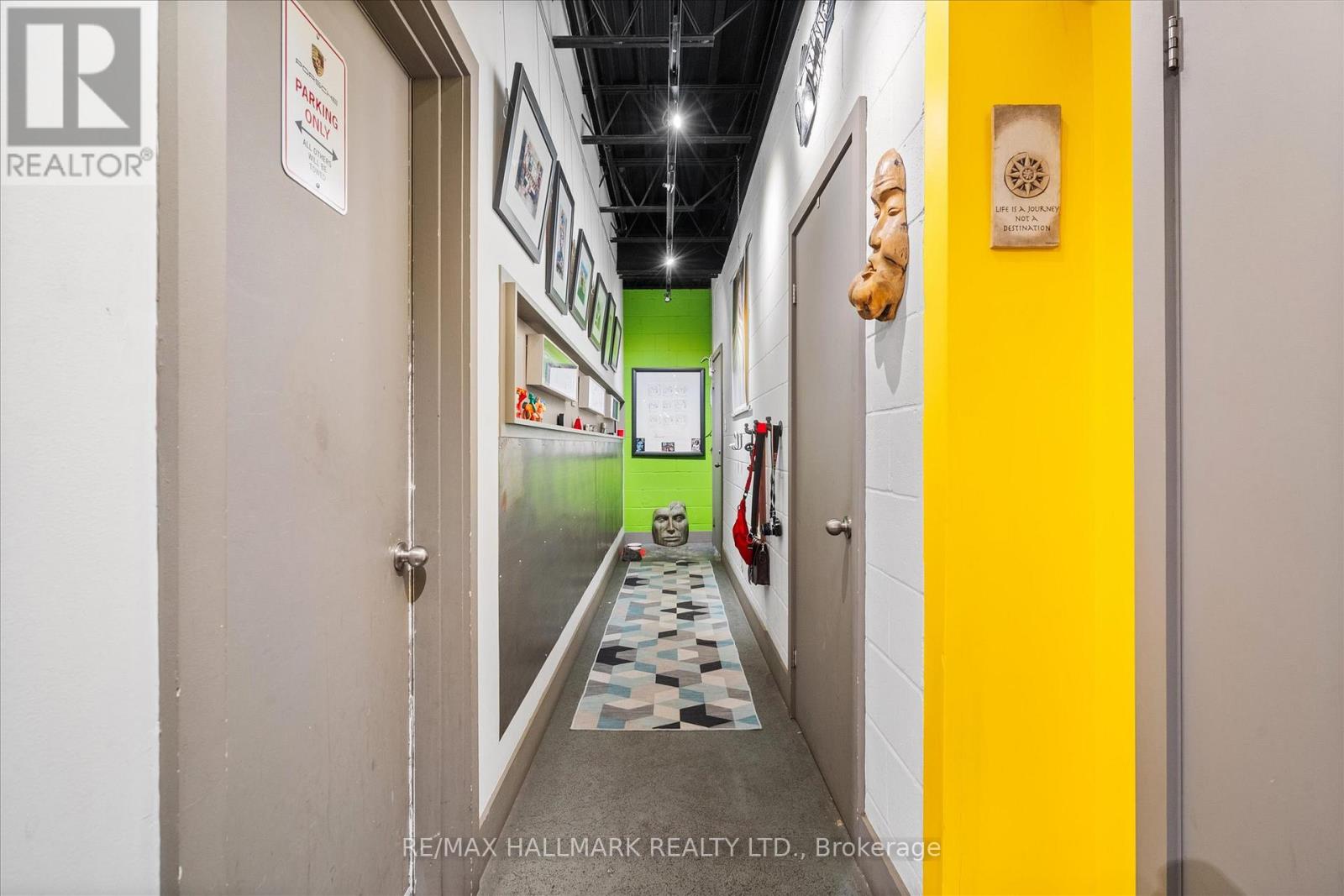 2400 St. Clair Avenue W, Toronto, Ontario  M6N 1L1 - Photo 4 - W12590550