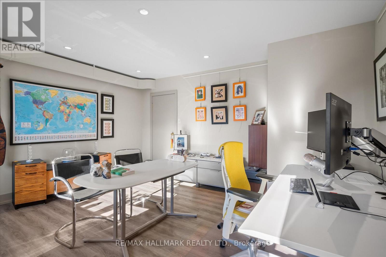 2400 St. Clair Avenue W, Toronto, Ontario  M6N 1L1 - Photo 43 - W12590550