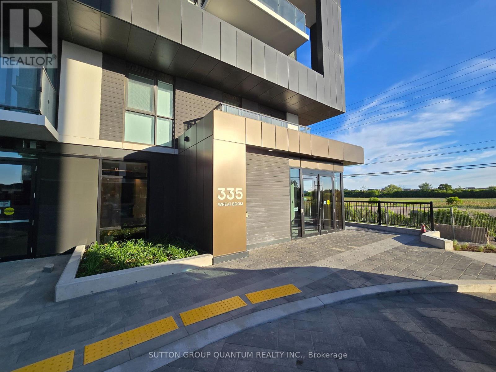 1003 - 335 Wheat Boom Drive, Oakville, Ontario  L6H 7Y1 - Photo 3 - W12590594