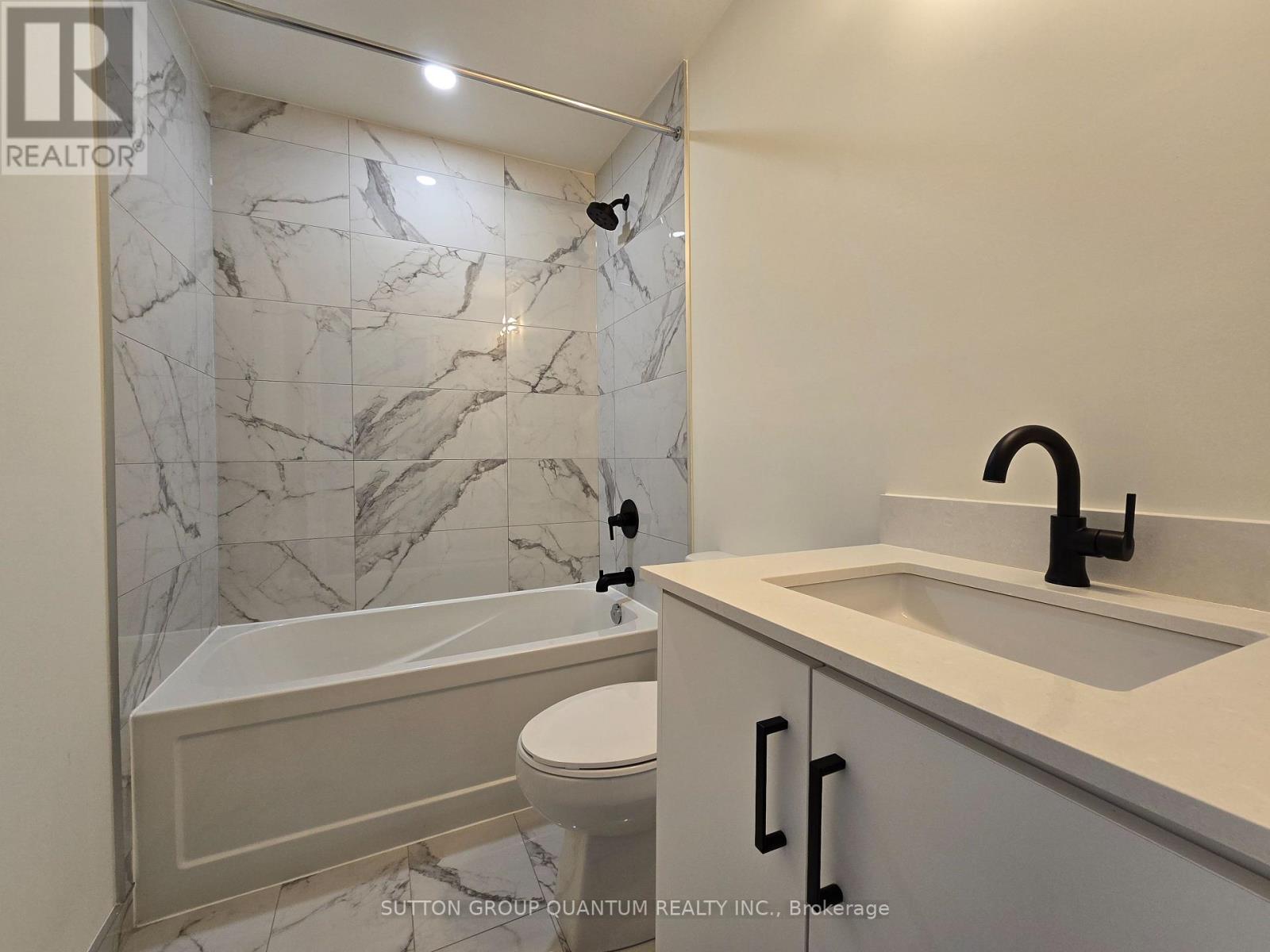 1003 - 335 Wheat Boom Drive, Oakville, Ontario  L6H 7Y1 - Photo 5 - W12590594