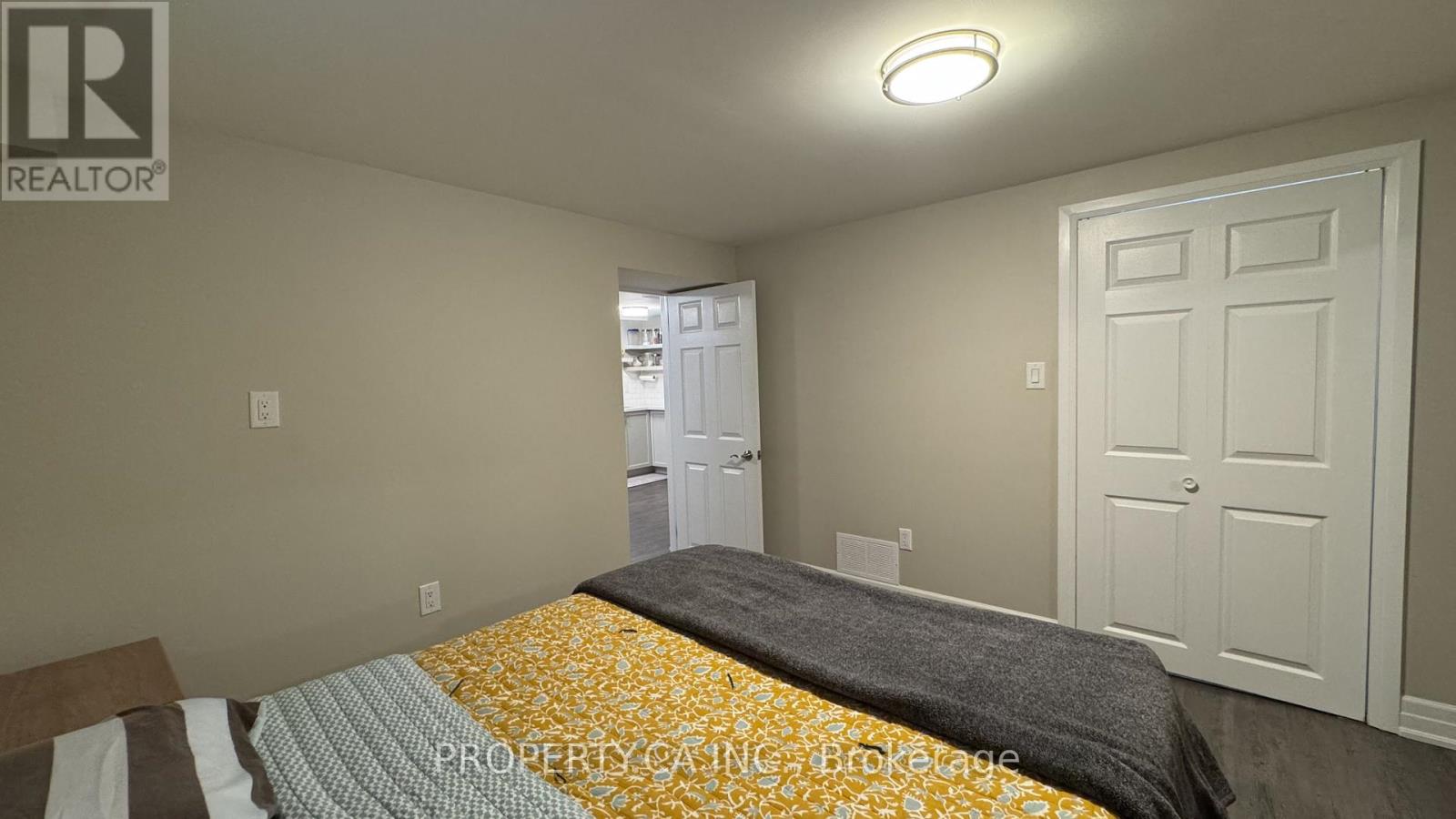 Lower - 78 Lexington Avenue, Toronto, Ontario  M9V 2Z2 - Photo 11 - W12590618