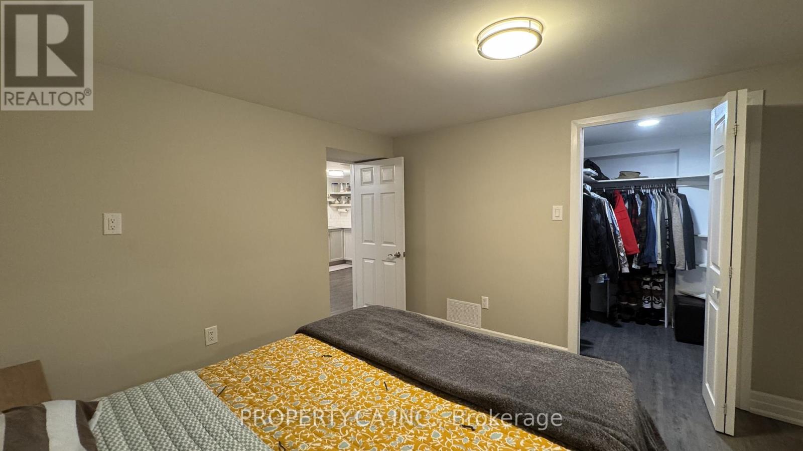 Lower - 78 Lexington Avenue, Toronto, Ontario  M9V 2Z2 - Photo 12 - W12590618