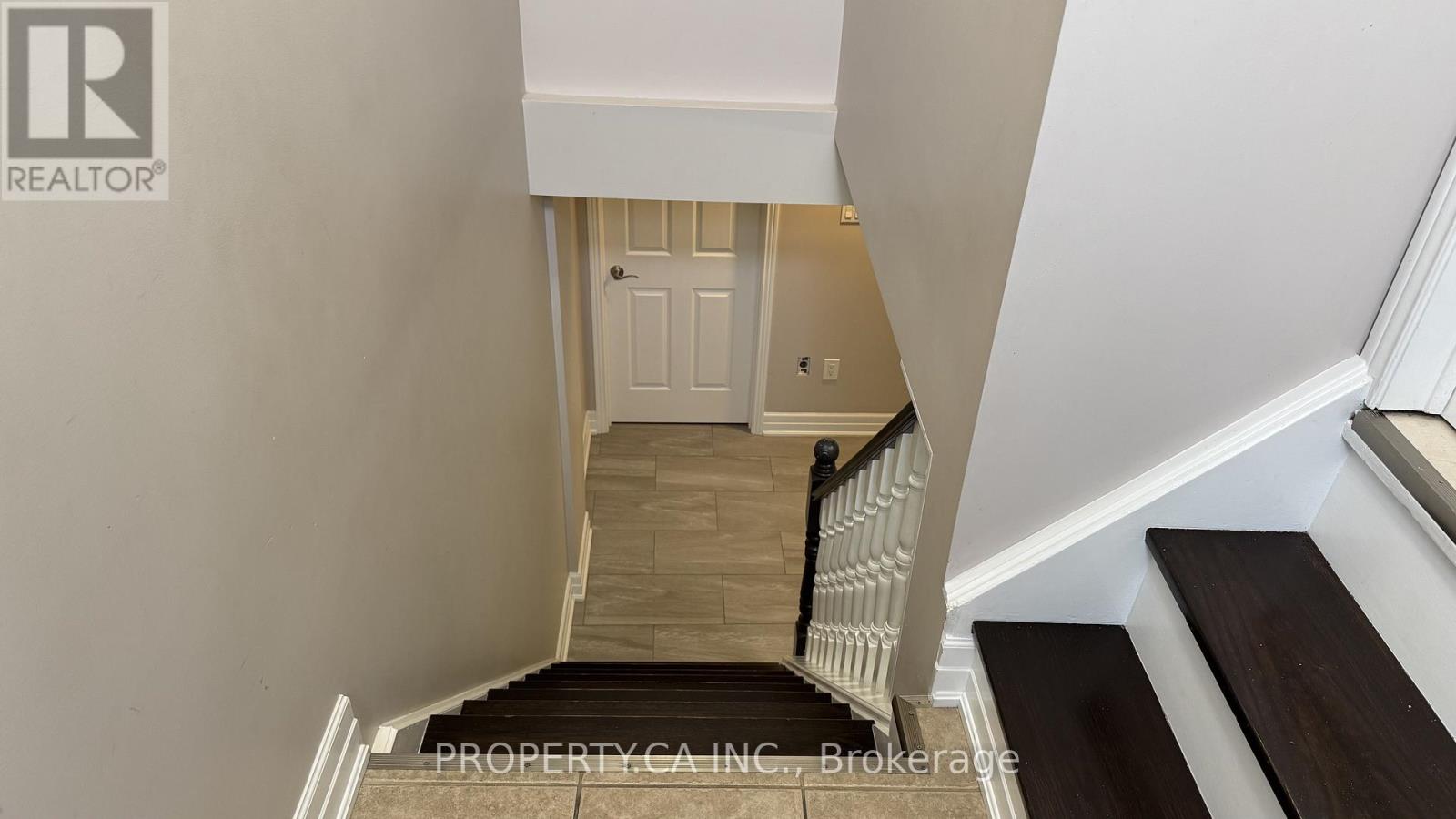 Lower - 78 Lexington Avenue, Toronto, Ontario  M9V 2Z2 - Photo 2 - W12590618