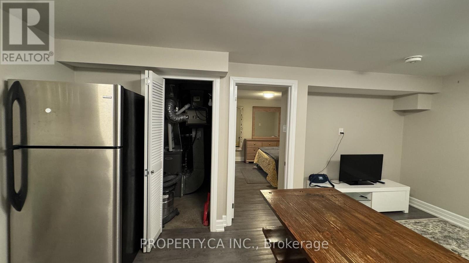 Lower - 78 Lexington Avenue, Toronto, Ontario  M9V 2Z2 - Photo 7 - W12590618