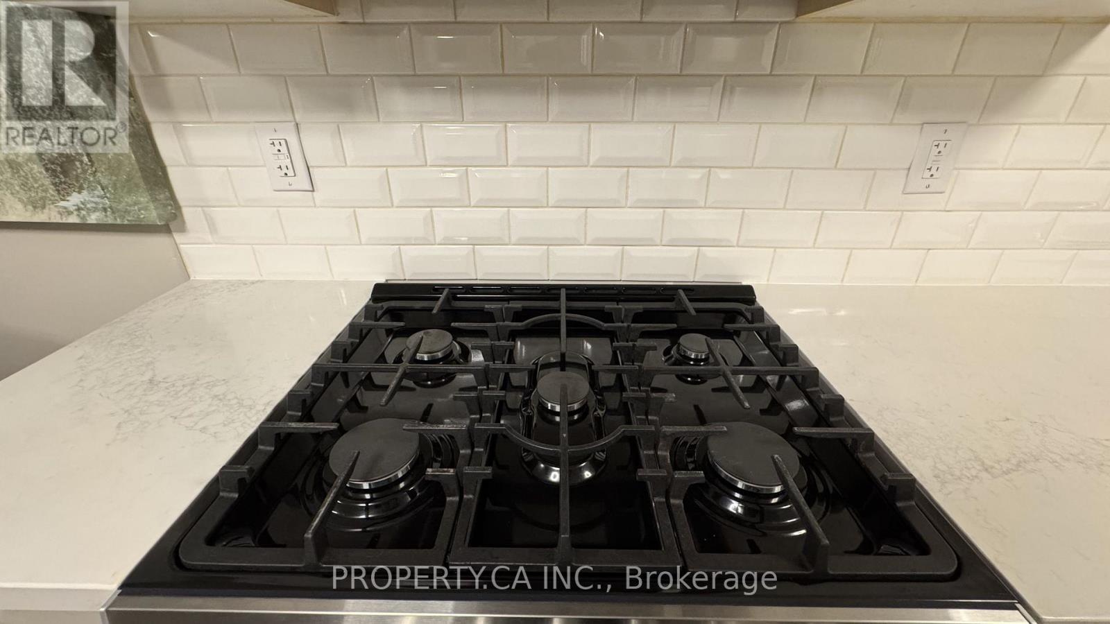 Lower - 78 Lexington Avenue, Toronto, Ontario  M9V 2Z2 - Photo 8 - W12590618