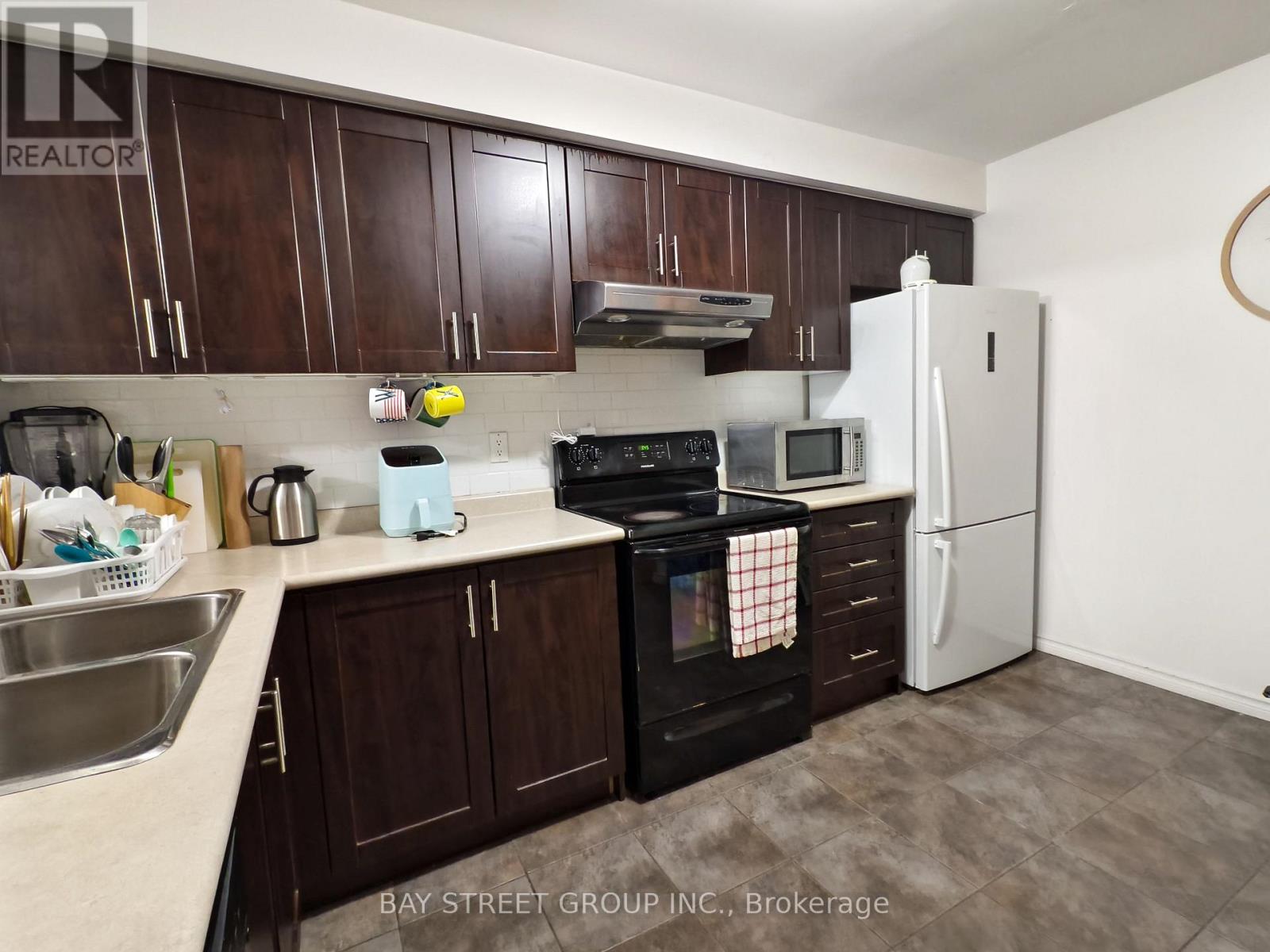 39 - 4600 Kimbermount Avenue, Mississauga, Ontario  L5M 6Z5 - Photo 4 - W12590624