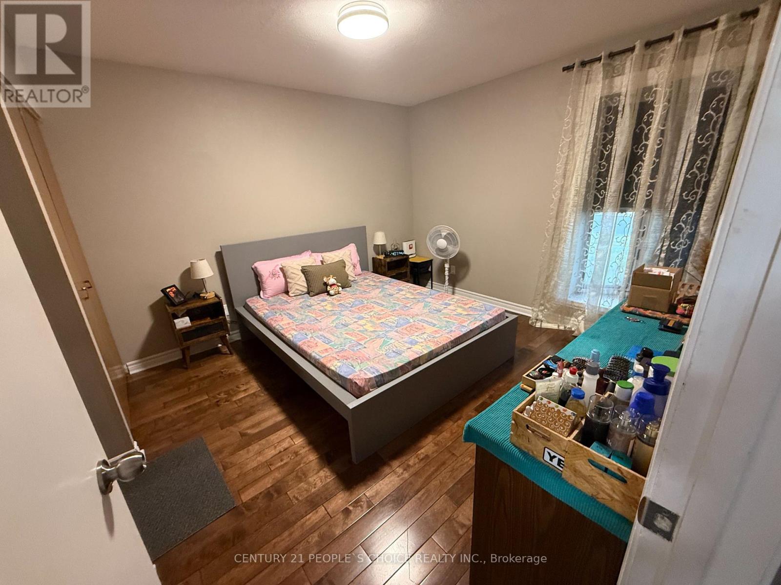 28 Lynmont Road, Toronto, Ontario  M9V 3W8 - Photo 22 - W12590638