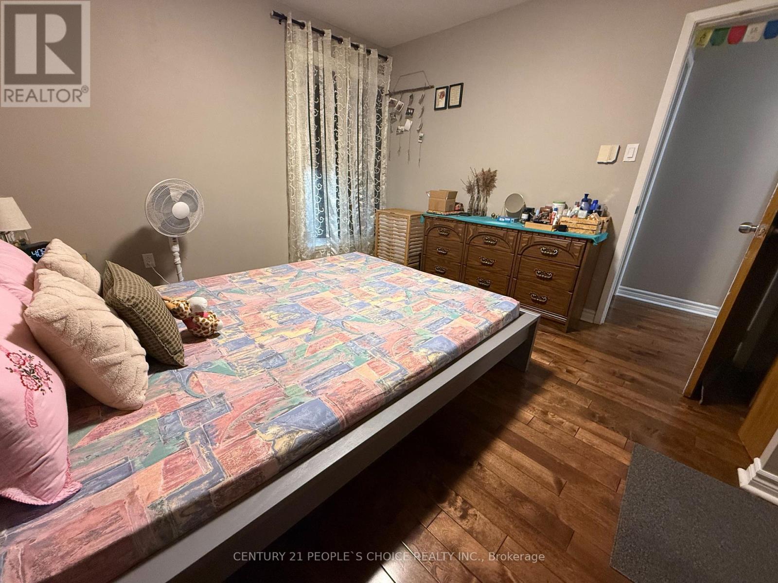 28 Lynmont Road, Toronto, Ontario  M9V 3W8 - Photo 24 - W12590638