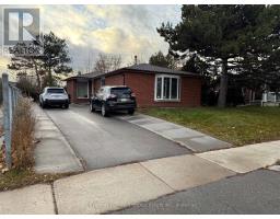 28 Lynmont Road, Toronto (West Humber-Clairville), Ca