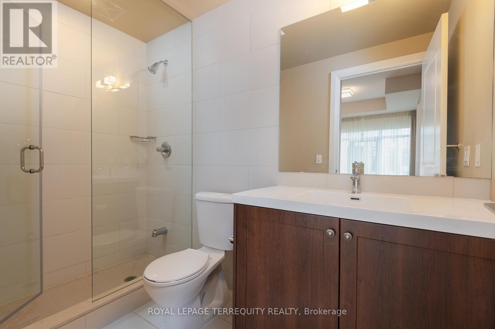 429 - 1 Old Mill Drive, Toronto, Ontario  M6S 0A1 - Photo 21 - W12590664