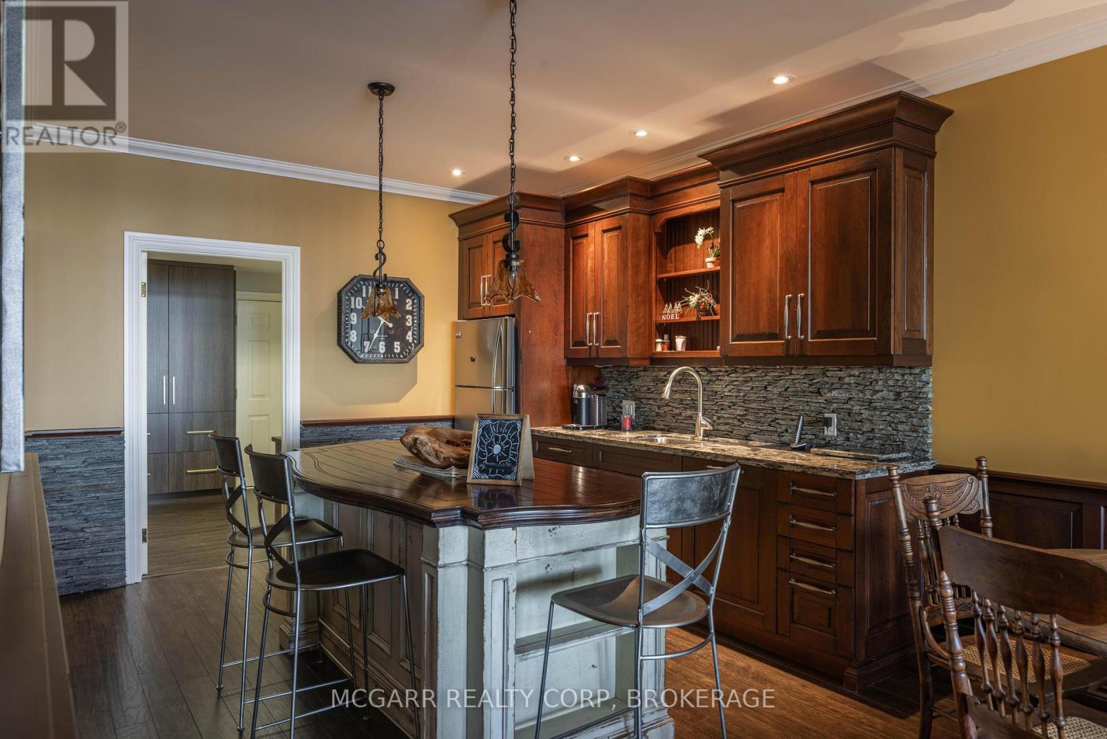 89 October Drive, St. Catharines, Ontario  L2N 6J4 - Photo 25 - X12590706