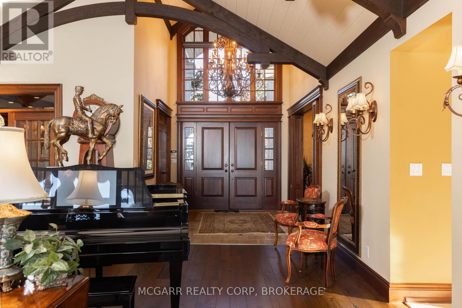 89 October Drive, St. Catharines, Ontario  L2N 6J4 - Photo 3 - X12590706