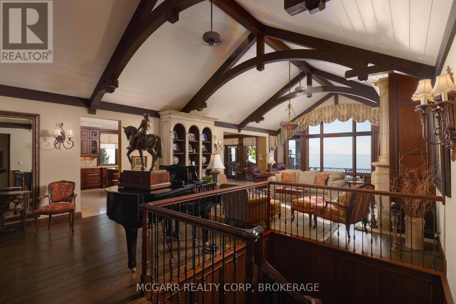 89 October Drive, St. Catharines, Ontario  L2N 6J4 - Photo 4 - X12590706