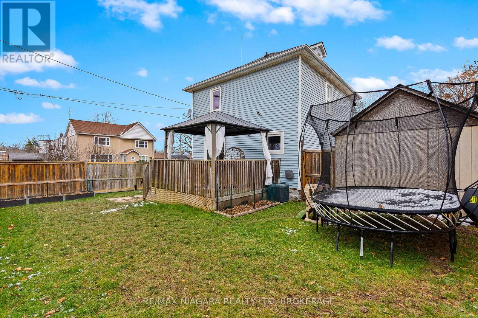 31 Kennedy Street, Welland, Ontario  L3B 3R7 - Photo 28 - X12590776