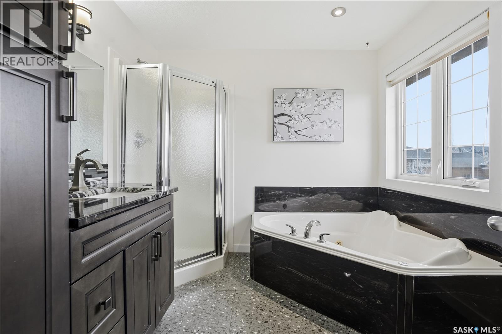 2106 Laurier Crescent E, Regina, Saskatchewan  S4V 0P6 - Photo 27 - SK020658