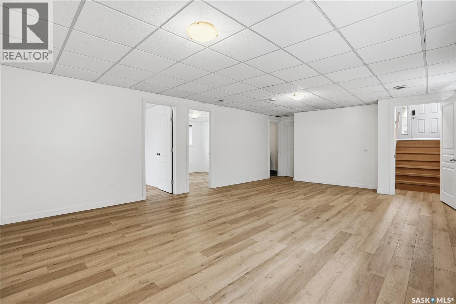 2106 Laurier Crescent E, Regina, Saskatchewan  S4V 0P6 - Photo 31 - SK020658