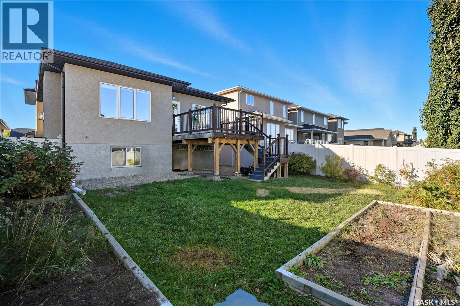 2106 Laurier Crescent E, Regina, Saskatchewan  S4V 0P6 - Photo 44 - SK020658