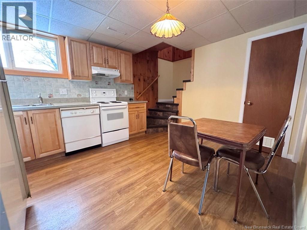 41 Lionel H. Lajoie Avenue, Edmundston, New Brunswick  E3V 3G5 - Photo 9 - NB130735