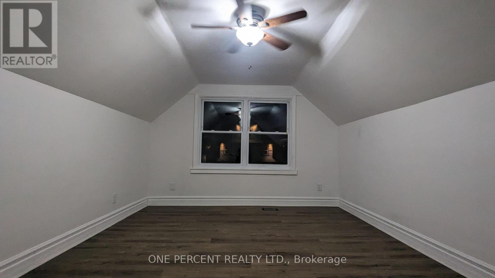 1 - 249 East 18th Street, Hamilton, Ontario  L9A 4P5 - Photo 8 - X12590548