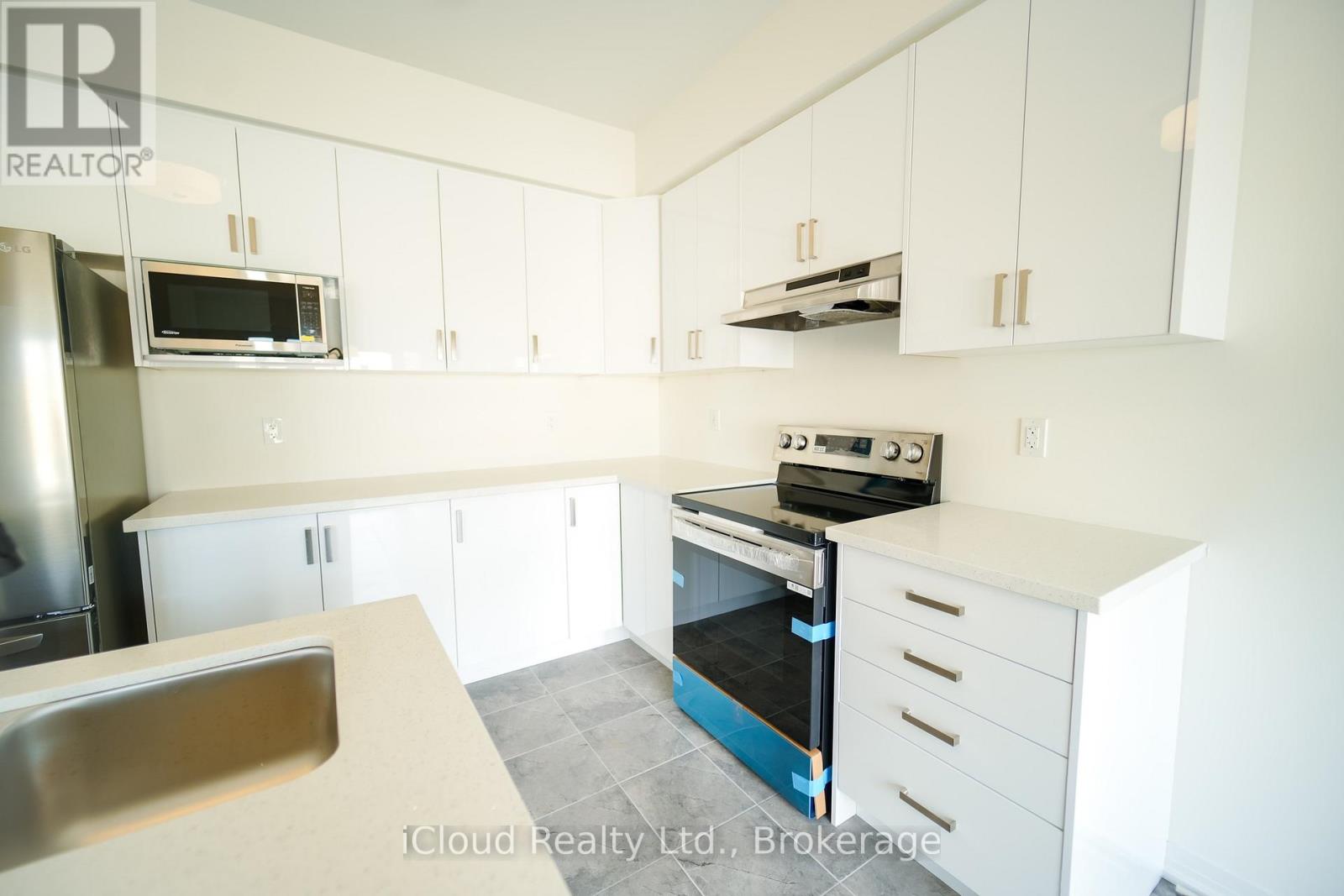 67 George Brier Drive E, Brant, Ontario  N3L 0M2 - Photo 3 - X12590578