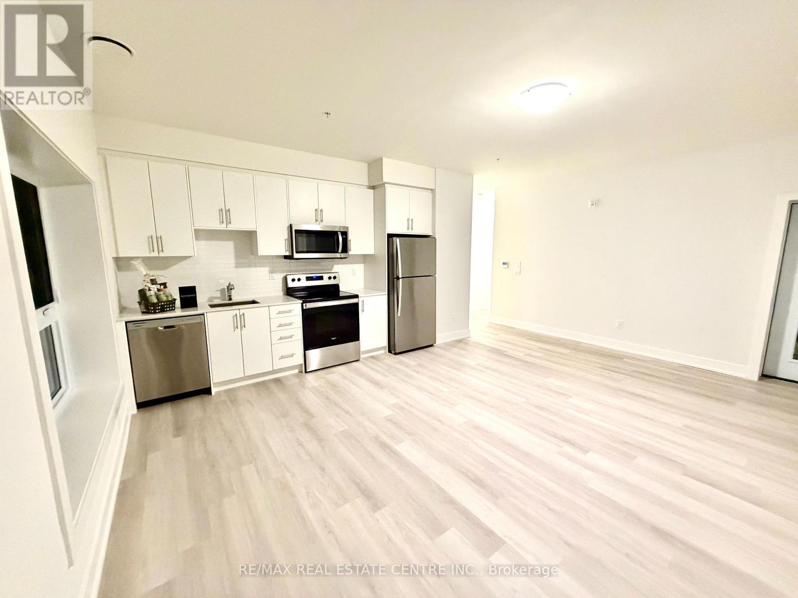 401 - 1100 Lackner Place, Kitchener, Ontario  N2A 0M1 - Photo 3 - X12590584