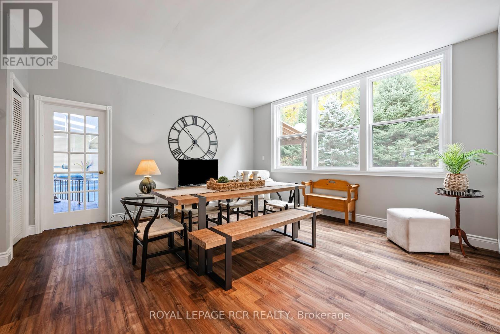 19211 Mountainview Road, Caledon, Ontario  L7K 2G6 - Photo 11 - W12468377