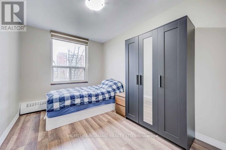 406 - 9 Four Winds Drive, Toronto, Ontario  M3J 2S8 - Photo 14 - W12590002