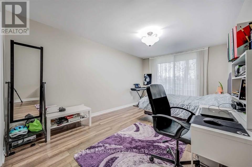 406 - 9 Four Winds Drive, Toronto, Ontario  M3J 2S8 - Photo 18 - W12590002