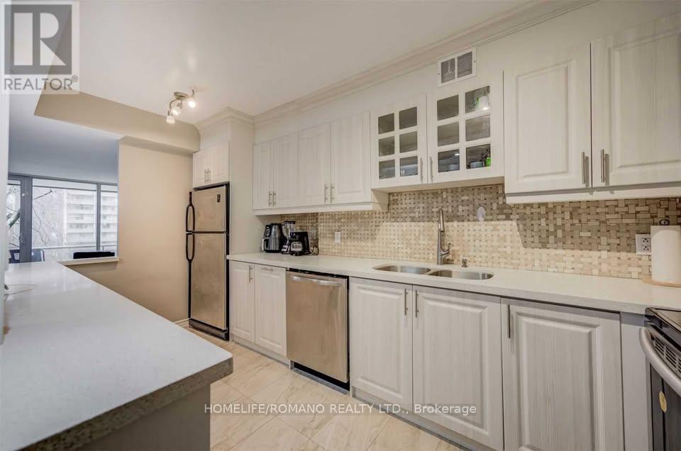 406 - 9 Four Winds Drive, Toronto, Ontario  M3J 2S8 - Photo 3 - W12590002