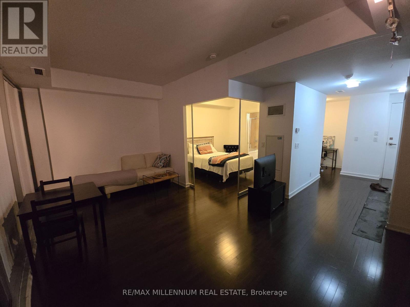 1112 - 14 YORK STREET, Toronto, Ontario