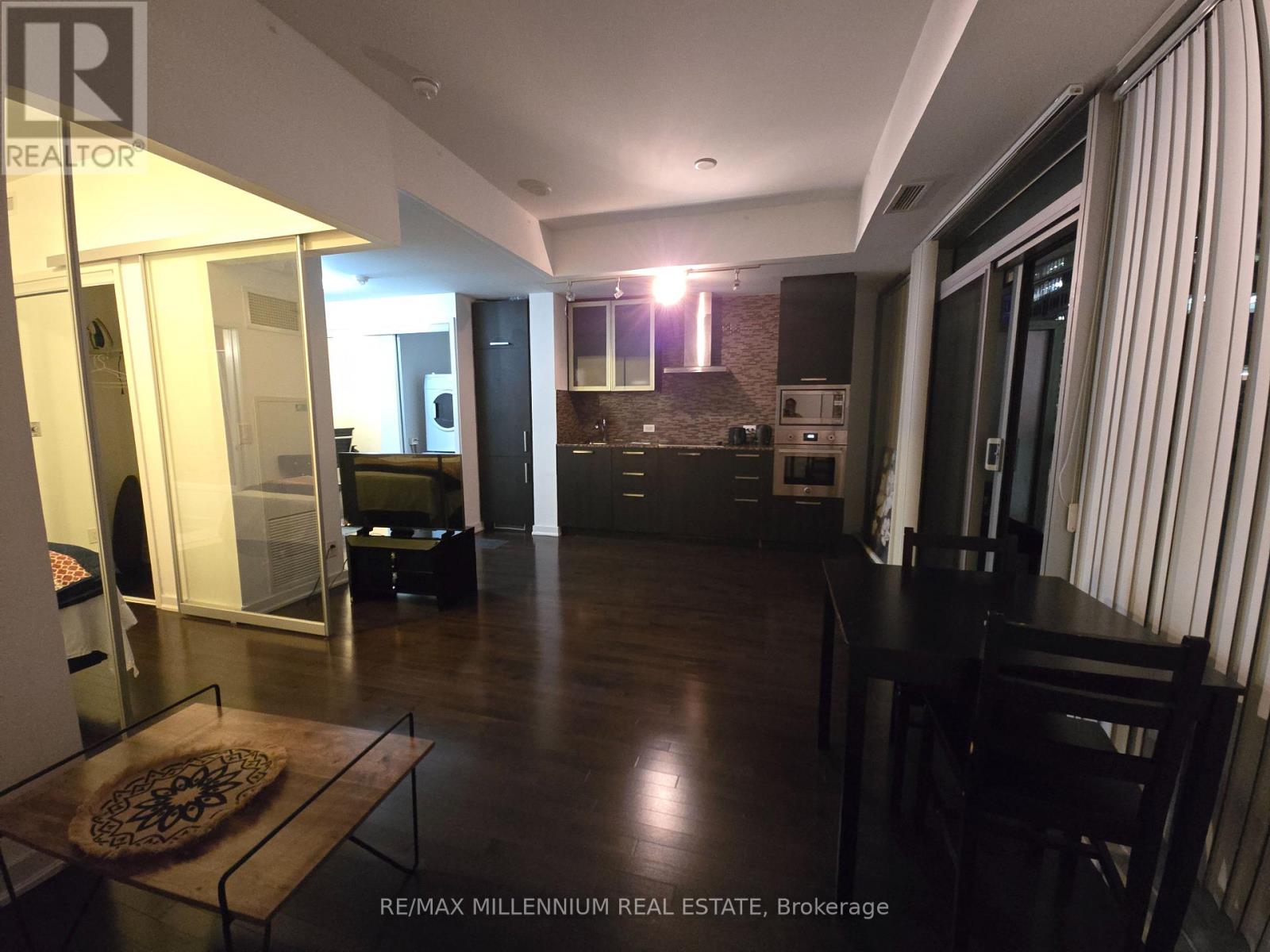 1112 - 14 York Street, Toronto, Ontario  M5J 2Z2 - Photo 8 - C12588098