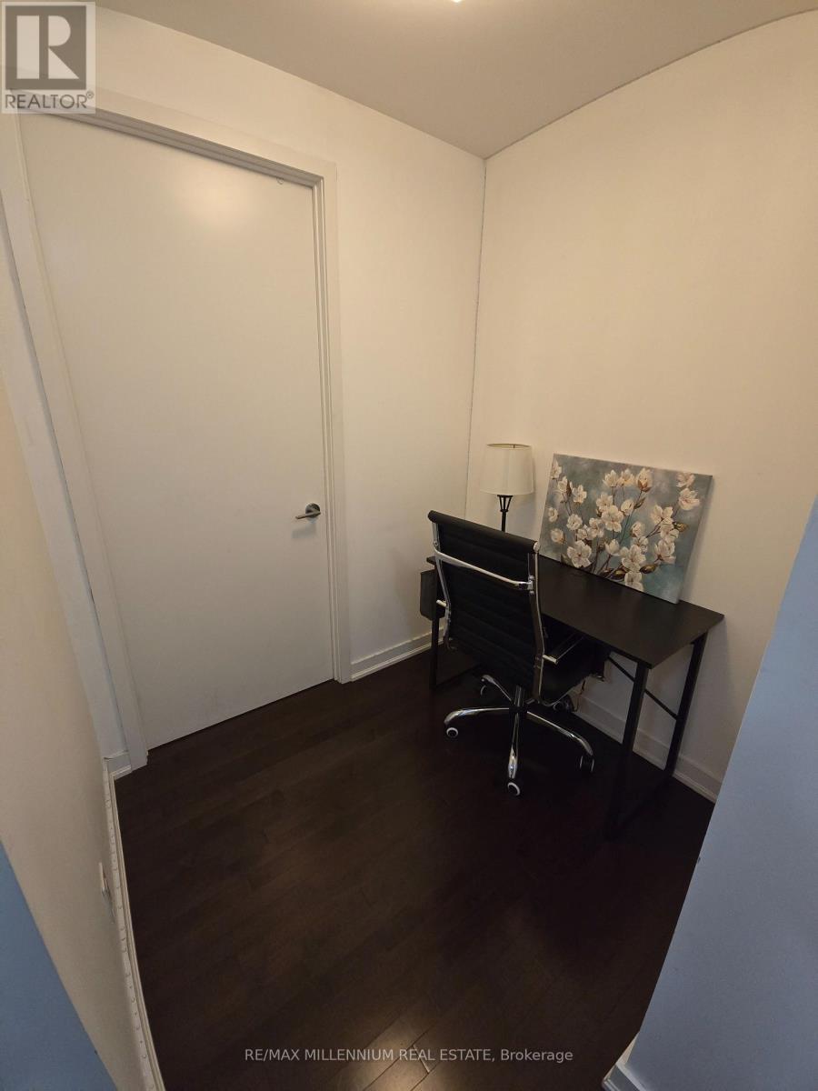 1112 - 14 York Street, Toronto, Ontario  M5J 2Z2 - Photo 5 - C12588098